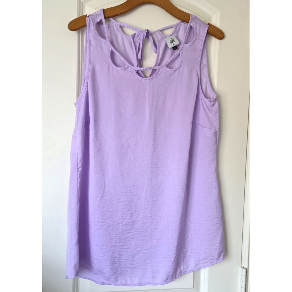 Cabi Lilac Sleeveless Blouse Tunic Top Cutout Detail Tie Back Romantic Size M